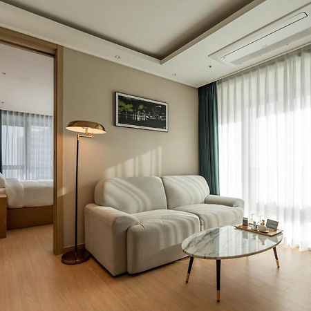 D Ov Haeundae Hotel Pusan Exteriér fotografie